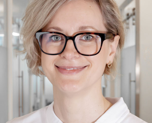 Dr. med. dent. Anna Maria Marx – Zahnärztin, Dr. Neumann + Kollegen Düsseldorf“