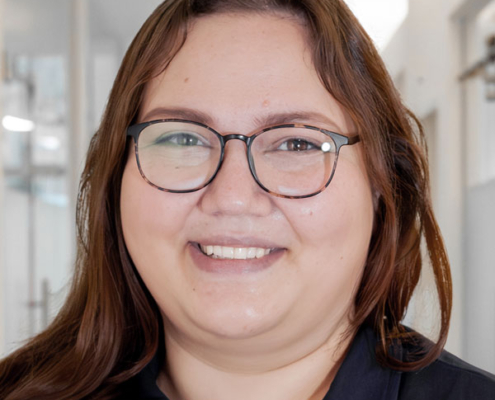 Derya Türkmen – Prophylaxeassistentin, Dr. Neumann + Kollegen Düsseldorf